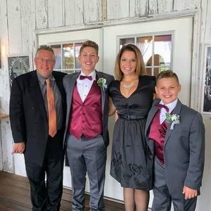 Meet your Posher, Larry